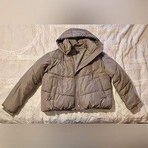 Zara puffer jacket, color beige, size M
